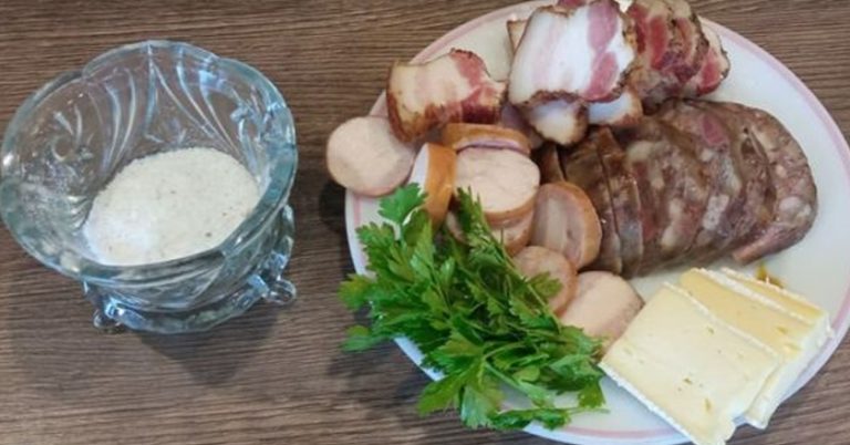 У чоловіка у сім’ї культ їжі. Я намагаюся посадити його на здо ровий спосіб життя, а він бігає до матусі при кожному зручному випадку.