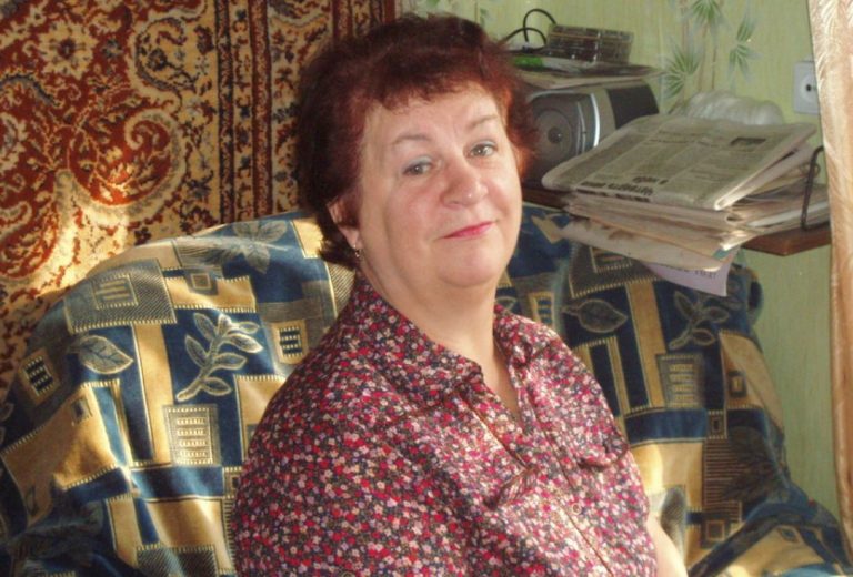 Свекруха хоче, щоб я одягалась і вела себе так, як вона. Але найприкріше в цій ситуації поведінка чоловіка