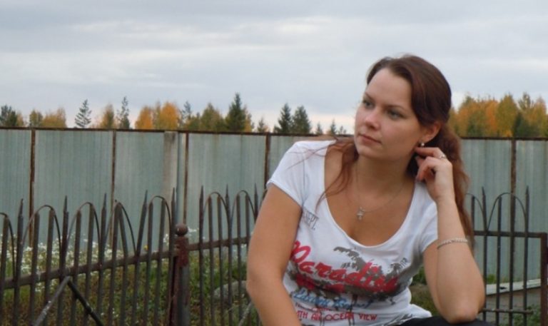 Коли 34 років я знову вирішила налагодити своє життя, син став на моєму шляху. Мовляв, він мені не дасть зрадити батька, якого не стало десять років тому.