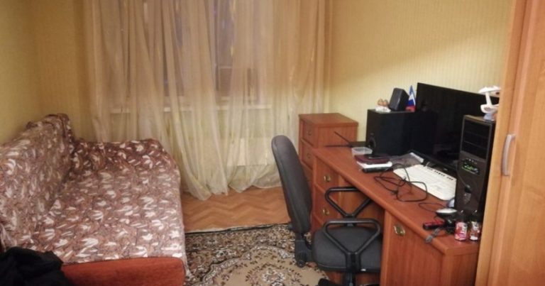Оксана розповіла подрузі, що чоловік див но поводиться, а подруга запропонувала їй простежити за ним. У результаті з’ясувалося неймовірне