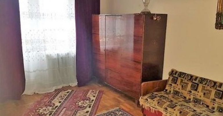 Так як у моєї невістки пологи пройшли важко, вона зараз дуже боїться за дитину. Нещодавно вони вдома розбили градусник і ось якими жа хливими стали ці дні для мене