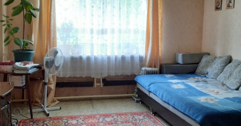 Коли чоловік поговорив про куnівлю квартири, Світлана одразу ж вирішила роз лучитися. Адже за квартиру теж мала nлатити вона одна
