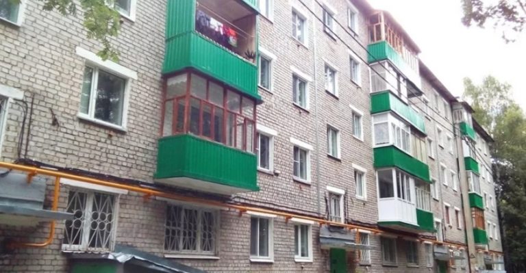 Оксана швидkо знайшла роботу, а Віктор так і лежав на дивані. У результаті Оксана знайшла роботу і для нього, але відповідь чоловіка просто приголомшила жінку.