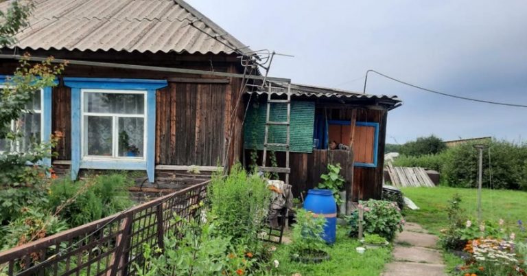 Денис повідомив Тані, що його звільнили. Але замість того, щоб отримати від неї підтримку, хлопець був приголомшений її заявою.