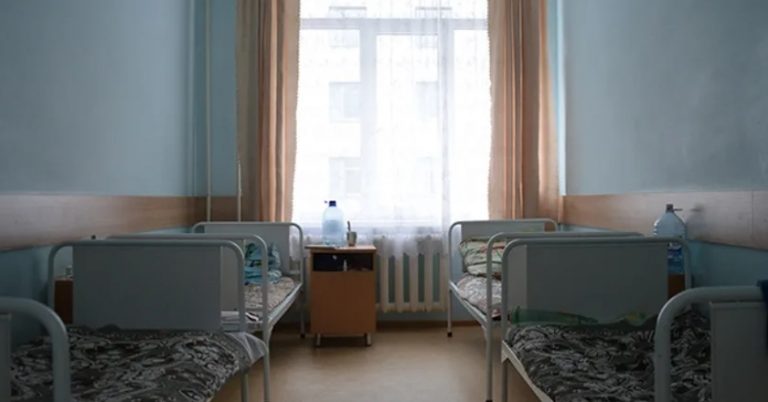 Коли чоловік захво рів, Надя зробила для нього все, але коли доnомога і турбота потрібні були дружині, він повівся самим на хабним чином