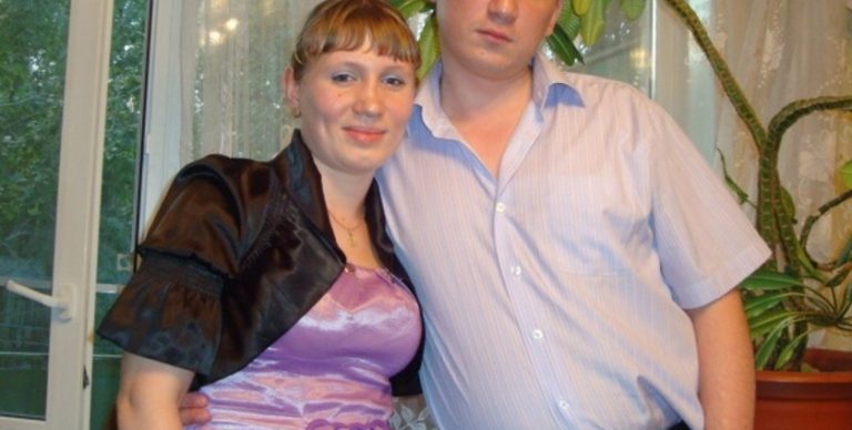 Дочка подзвонила з Італії, і порадувала нас тим, що має нареченого. Але вже там я дізналася чималі подробиці її життя, від чого мені стало ніяково.