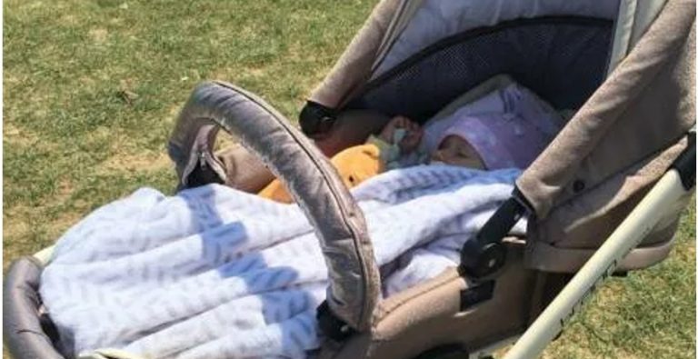 Коли ми з чоловіком знайшли коляску з дитиною в парку, і усвідомили, що за малюком ніхто не прийде, вирушили до відділку. А там нас чекав великий “сюрприз”