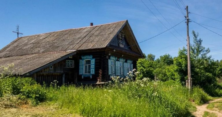 Галя залишила дитину у мами на якийсь час, щоб стати на ноги. Але коли вона вже збиралася взяти дитину до себе в столицю, мати заявила таке, що в розумі не вкладається.