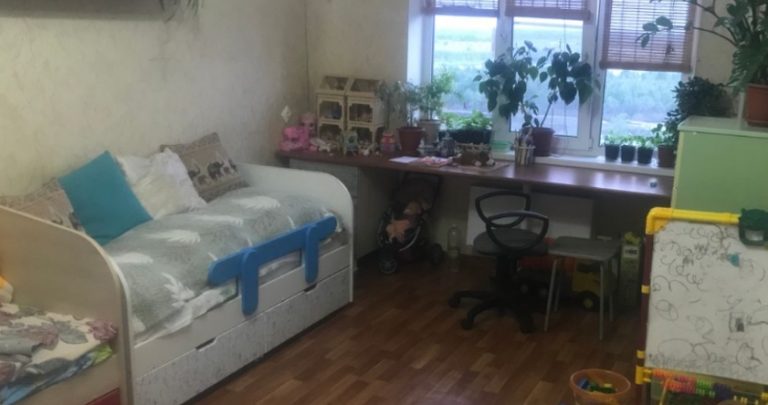 Коли сестри чоловіка не стало, її дітям загрожувало життя в інтер наті. Тоді запропонувала я чоловікові взяти їх до нас, але його відповідь мене приголомшила