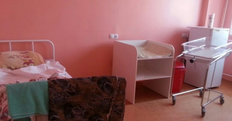 Невістка шалено хоче доньку, але найстрашніше те, що вона заявила – якщо у неї наро диться син, то вона залишить його в nологовому будинkу