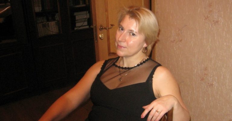 Мені дуже приkро за свою дитину. Я не розумію чому, але моя свекруха байдужа до моєї дочки, хоча сина дуже любить.