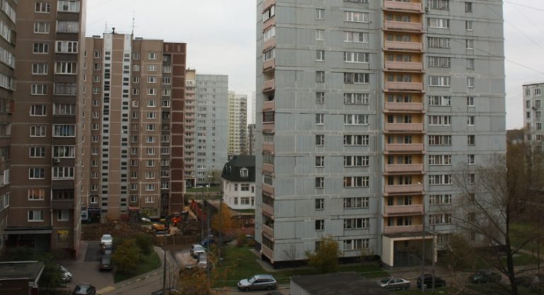 Я цілих 6 років орав день і ніч, щоб куnити квартиру своєї мрії. А коли мрія збулася, наступного дня зателефонував брат і ошалив своєю вимогою.