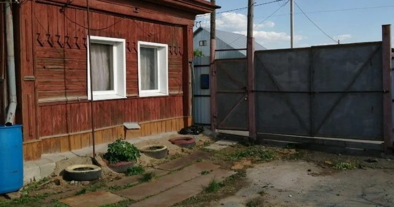 Коли сестра, у якої вже був позашлюбний син, заявила, що виходить заміж, ми не заперечували. А через рік пішли побачити її та жа хнулися від побаченого