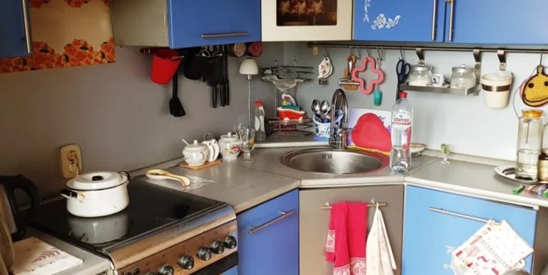 Спочатку величезна різниця у віці між мною та Олексієм не була для мене страшна. І лише через роки я усвідомила всю гіркоту ситуації