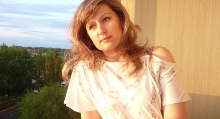 Я від знайомих дізналася, що моя подруга Таня збирається роз лучатися. Так, як її чоловік не п’є, не гуляє, я не розуміла, чому вона подає на роз лучення. Але коли дізналася причину, моє волосся дибки стало.