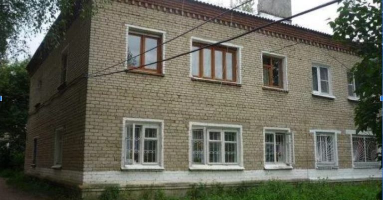 Жінка почала ходити до сусіда і доглядати його – у них було багато спільного, і вони були щасливі. Але якось до сусіда приїхали діти