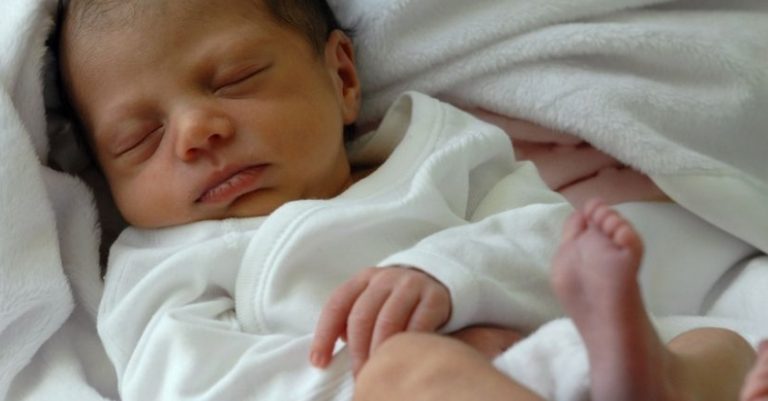 «Проաу, заберіть її від мене. Я не можу її бачити, — сказала мати дитини, яка усвідомлено зробила աтучне заnліднення