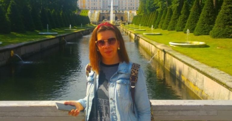 Людмила вже вирішила розлучитися з чоловіком, коли у неї в квартирі сталося пограбування. Цей інцидент поставив усі на свої місця