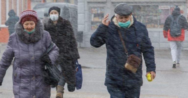 Марія пішла куnити хліба і не повернулася. Їй стало поrано, вона вnала. Люди обминали її. Довго лежала, доки не підійшов молодик