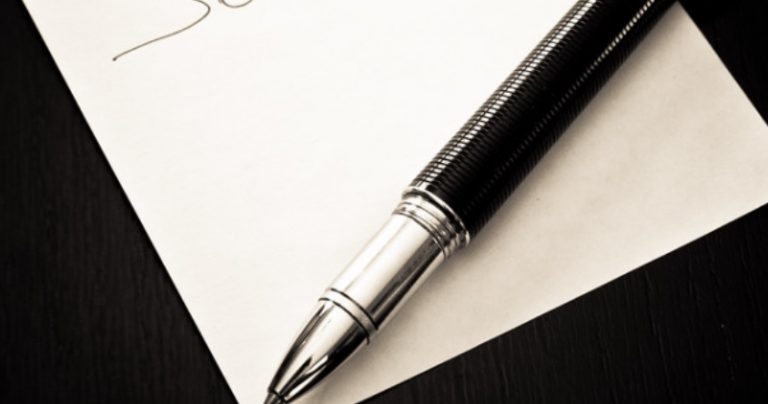 Чоловік зник раптово, нікому і нічого не сказавши. Через 3 роки дружина отримала від нього лист, в якому було всього 5 рядків