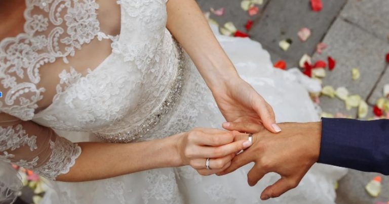 Одне питання, яке зробило мене найщасливішою людиною на світі: «Ти будеш моєю другою мамою?»