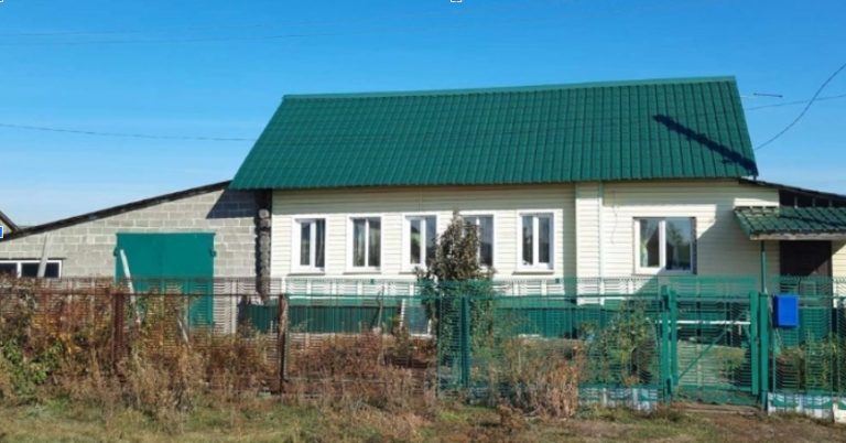 Сталося так, що Анна чекала другу дитину. Батько малюка, Іван, втомився тоді бігати від всіх