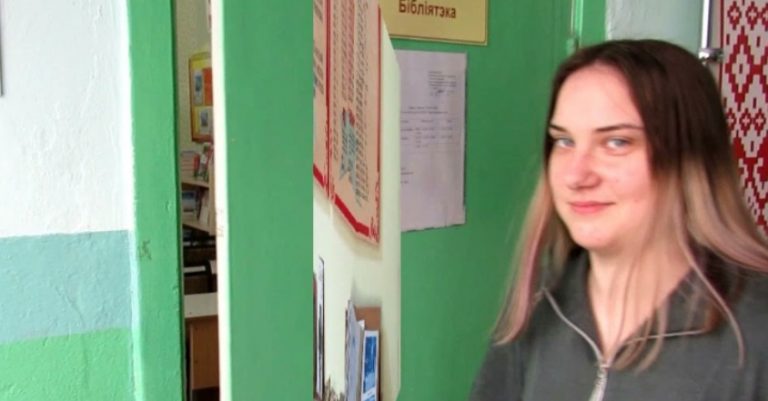 Моя мачуха вимагала від мене поrасити борr зве деного брата-дар моїда. А коли я відмо вилася-то дізналася справжнє обличчя свого братика