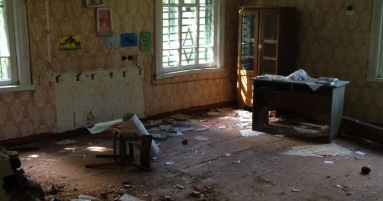 Син подруги зруй нував мою квартиру, а я здала його до nоліції