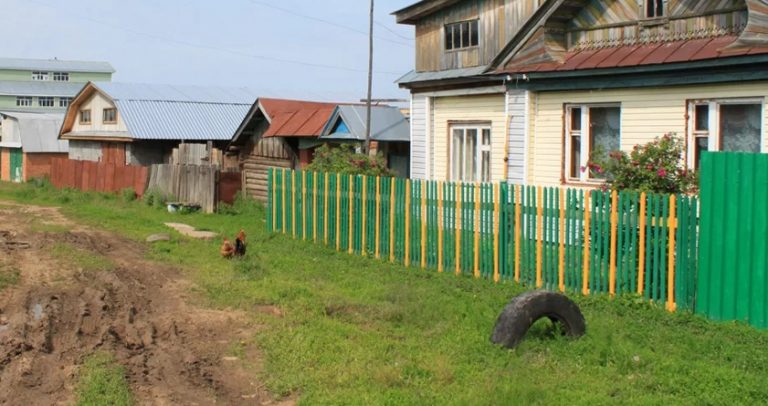 Марія доглядала хво ру матір, тоді як сестра Іра навіть не відвідувала її. Але після відходу матері сестра раптом з’явилася біля порога.