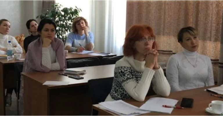 Цю історію я запам’ятаю на все життя: перевіряв роботи з біології, коли натрапив на цю нагальну замітку..