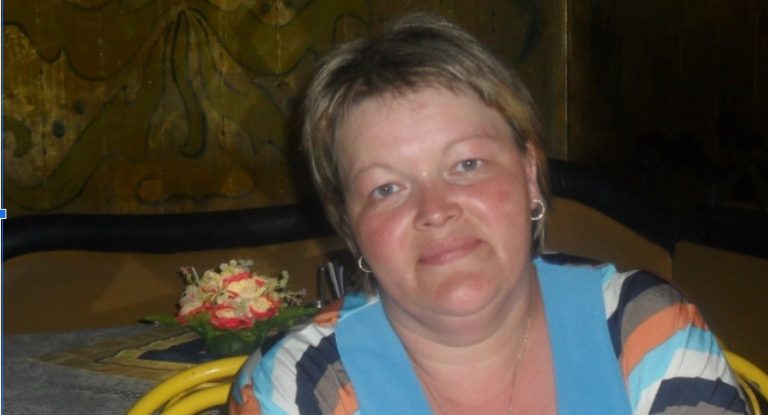 Після весілля мого сина я намагалася на вихідні приготувати щось з того, що він любить, коли я прийшла, вдома була тільки невістка; вона сказала, щоб я перестала ходити до них — нехай мій син сам до нас ходить.