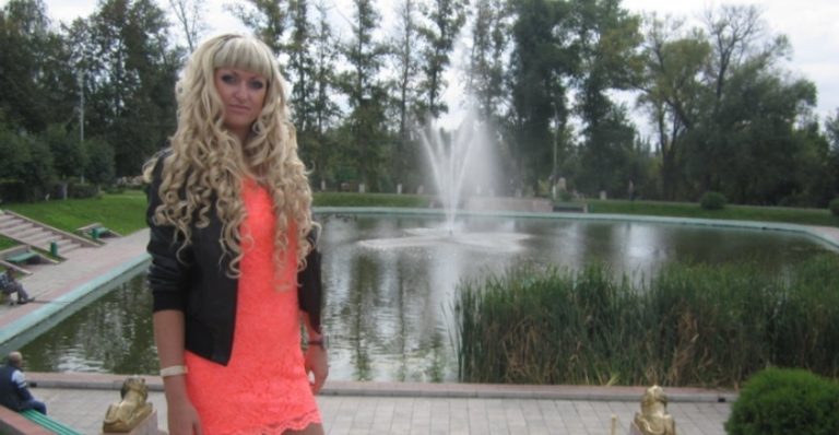 Свекруха вигнала мене з дитиною з квартири, коли чоловік був у відрядженні. Я дочекалася його повернення — але його вчинок мене ш0кував …