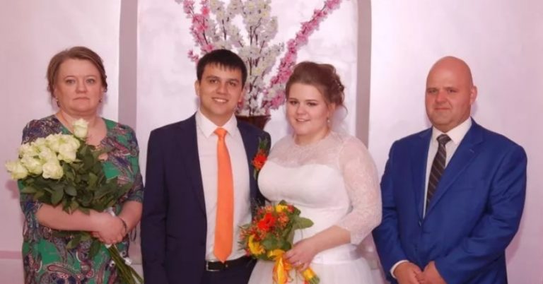 З першого дня спільного життя я відчувала себе чужою в будинку у свекрухи. Вона ставилася до мене дуже погано — але незабаром сама опинилася в такій же ситуації!