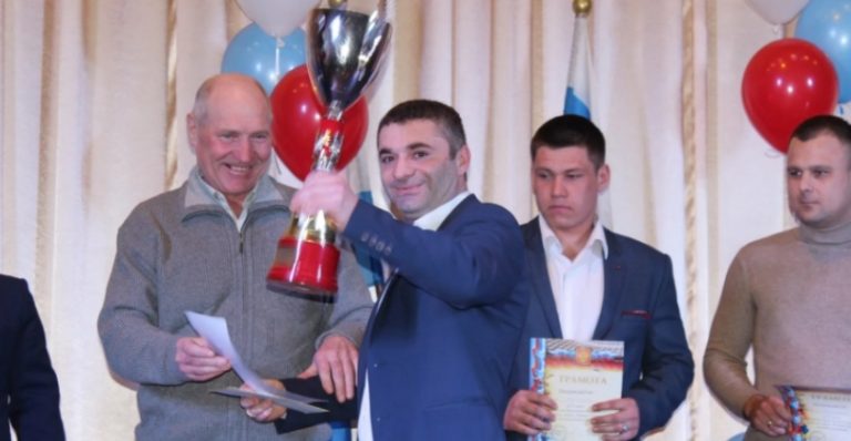 Закохані зустрілися через 30 років. Дивно але доля їм дала шанс виправити помилки