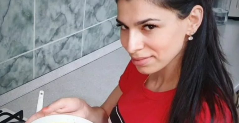 Я прийшла з роботи додому, зварила чоловікові борщ і тут згадала, що забула купити сметану. » Я борщ без сметани не їм «, — строгим голосом сказав мені чоловік.