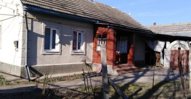 Дочка забула про свою матір – мою свекруху – а з’явилася лише тоді, коли ми подарували їй квартиру