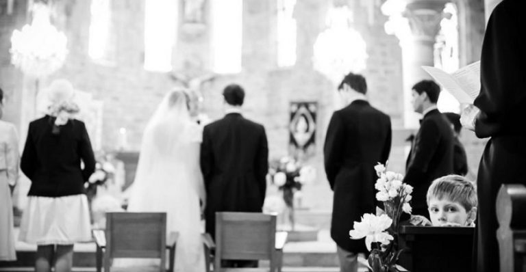 Наречена на весіллі підняла тост за свекруху. Такої жахливої правди гості не очікували