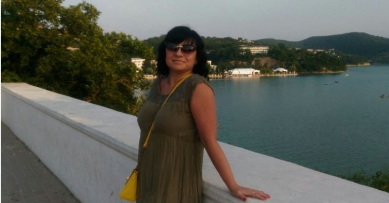 Я нічого не можу заперечити своєї дочки, тому що вона повністю забезпечує мене матеріально. Але одного разу це зайшло надто далеко