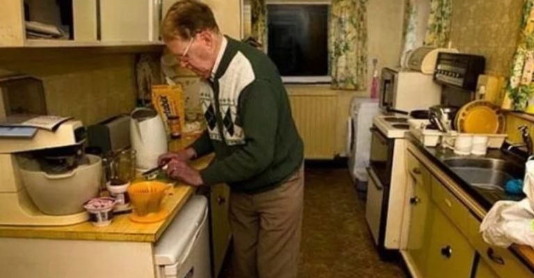 Зараз у моєму будинку живе невістка зі своїм співмешканцем. Нам з сином не залишилося місця, але я все ж знайшла вихід