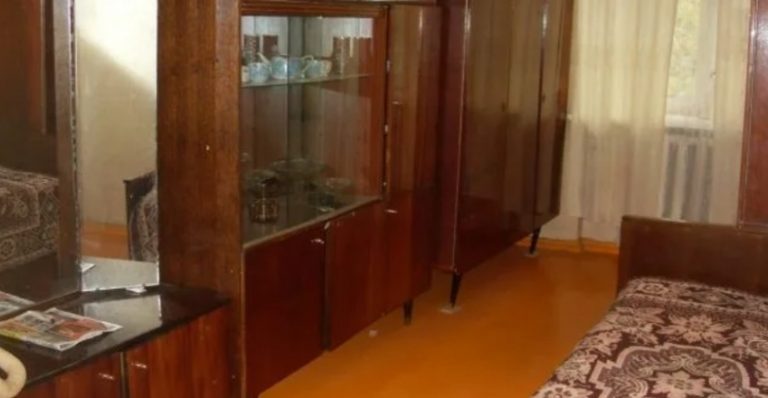 Розбираючи Речі Чоловіка, Ольга Раптом Знайшла Блокнот Із Записами І Номерами. Жінка Взяла Телефон І Подзвонила По Одному З Них