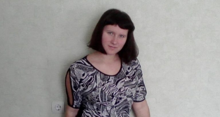 «Іди, — Сказав Чоловік. — Збирайся Та Йди. Що Там Твоє Лишилося? Халат Та Тапки, Куртка, Джинси?»