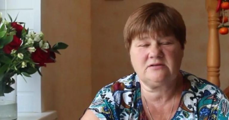 Коли Ми З Чоловіком Пішли До Сватів Додому Повідати Нашого Онука, То Поведінка Невістки Обурила Мене. Але Особливо Підло Повівся Мій Син.