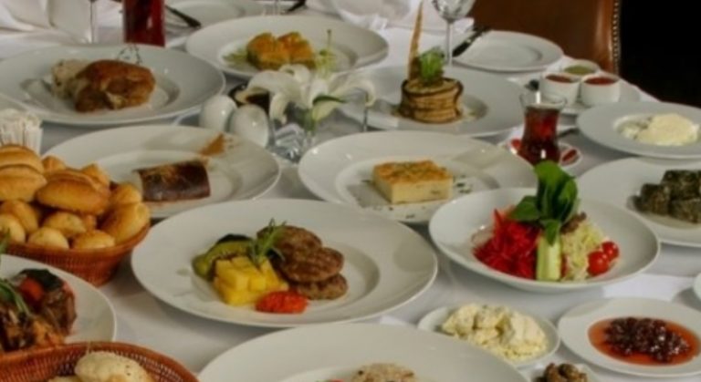 На Своє 45-Річчя Наталя Вирішила Влаштувати Грандіозне Свято. Все Було Добре До Того, Як Чоловік Вирішив Сказати Тост