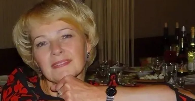 Вийшла На Пенсію І Відчула Безпросвітну Самотність. Тільки На Старості Років Зрозуміла, Що Прожила Своє Життя Неправильно І Тому Залишилася Зовсім Одна.