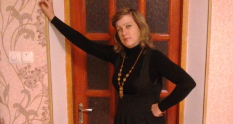 Костя принижував свою дружину за будь-якої нагоди, казав, що вона нічого не доб’ється. Вони зустрілися через 25 років – і Костя пожалкував за все, що говорив.