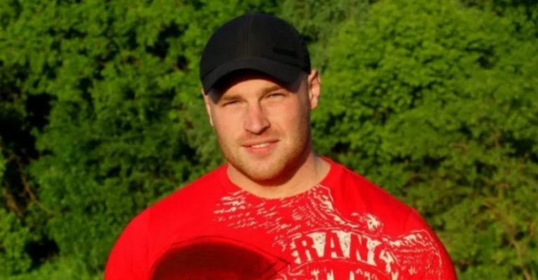 Дід попросив сина з онуками допомогти йому у справах на ділянці. Але те, що влаштували недосвідчені городяни, у селі ще довго запам’ятають та будуть сміятися