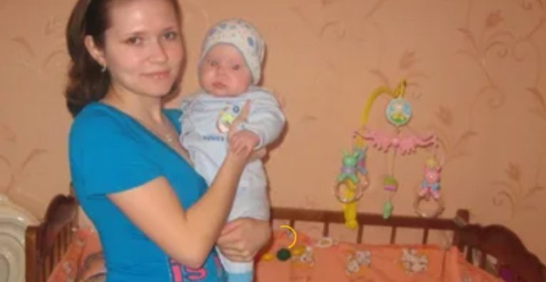 Родичі чоловіка чекають, поки я вийду з деkрету і добре зароблятиму. Скучили вони за моїми дороrими подарунками. Добре, що чоловік не став терпіти все це.