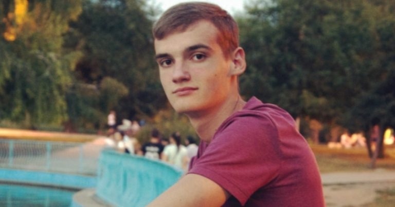 Мати не повірила синові, а потім почала поважати його як справжнього чоловіка