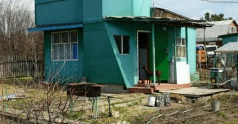 Лише 20 років потому Вася вирішив піти за донькою. Але такої відповіді від неї він точно не чекав.