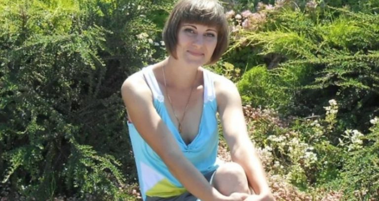 Вчора зять у мене в гостях скуштував салат «Чоловічі сльо зи» і просить приготувати його знову і знову. А секрет дуже простий. Потрібно робити все з любов’ю та зі свіжих продуктів. Зараз все докладно розповім.